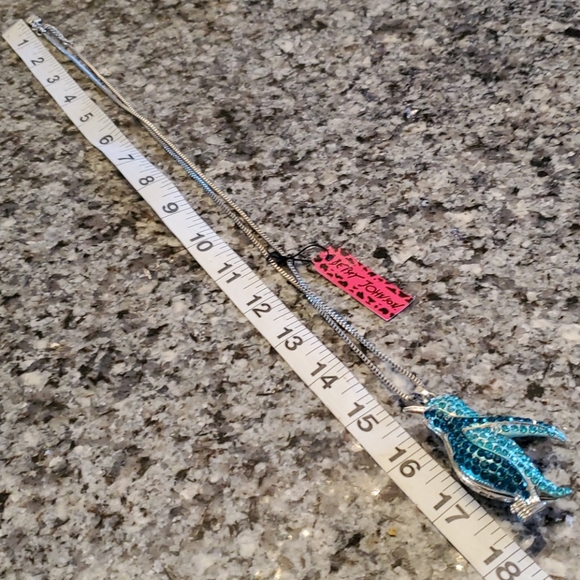 Betsey Johnson penguin - Picture 4 of 8